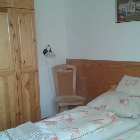 Bed & Breakfast May Pince Panzio